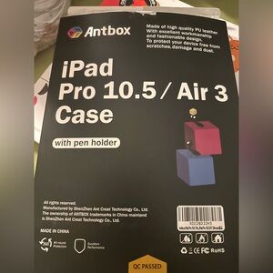 iPad Pro 10.5 / Air 3 Case with Pen Holder — Black